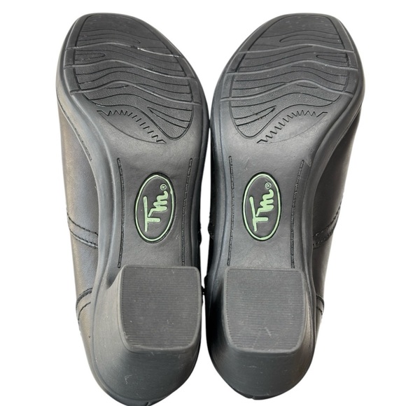 Thom McAn Black Clover Heeled Shoes Size 8.5 W Black Leather Ankle Bootie Buckle - Picture 6 of 9